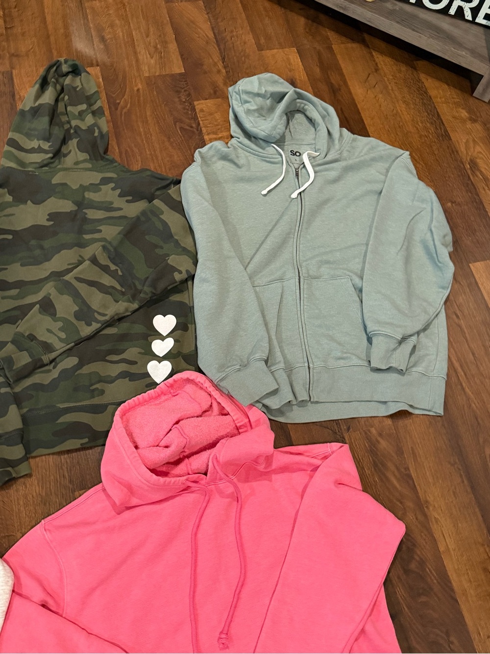 Lot of 5 Women’s Zip-Up Hoodies - size SMALL - Picture 12 of 12